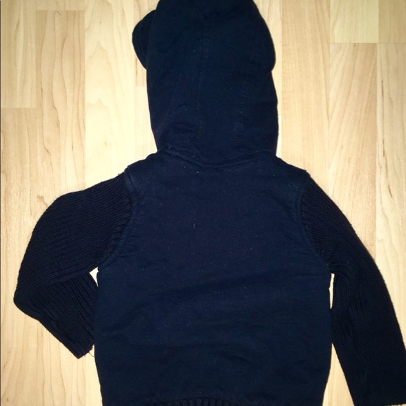 Toddler black jacket size 24 months - Picture 2 of 2